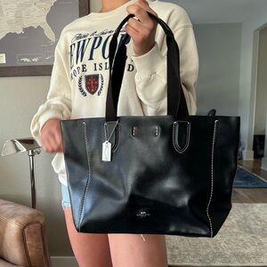 Coach derby tote